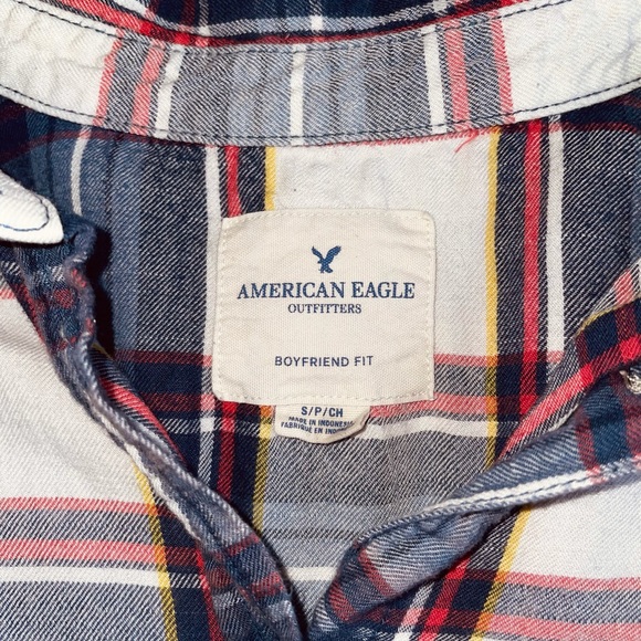 American Eagle Women’s Flannel - Picture 2 of 3